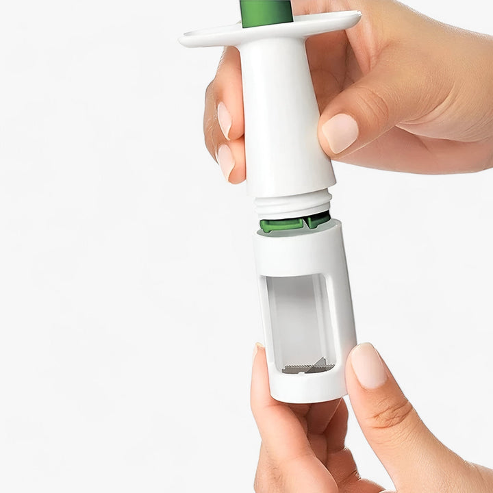 Tomato Slicer for Effortless Fruit Preparation - CherryMate-Nora Luxe