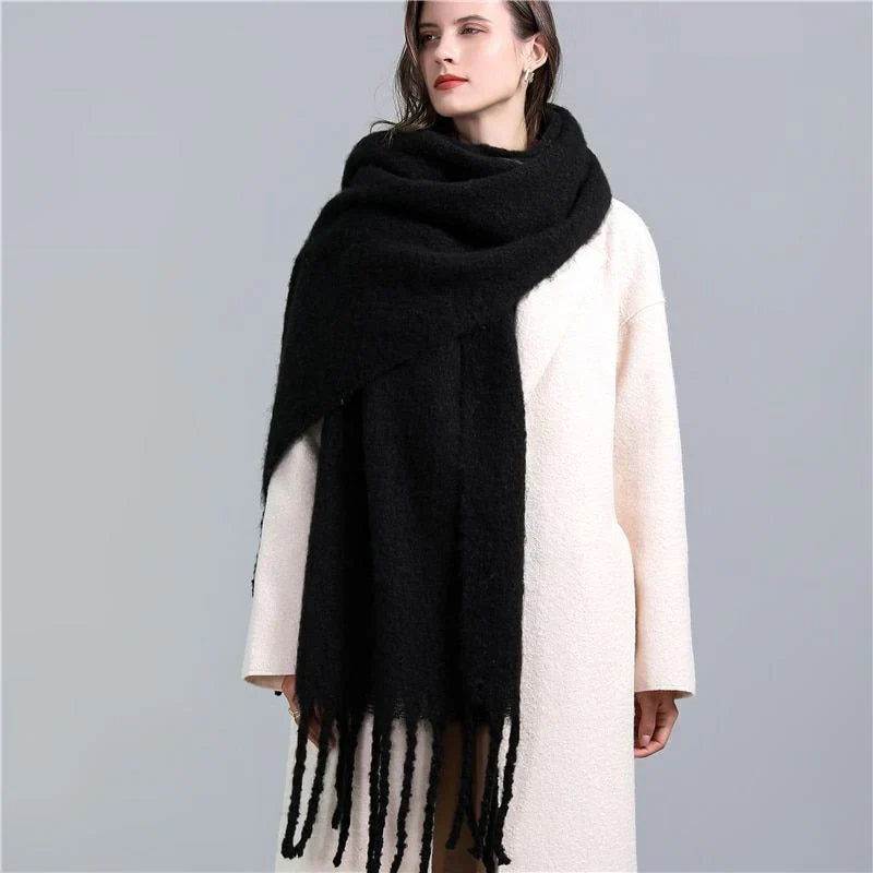 Trendy Checked Women's Scarf - Elira-Black-Nora Luxe