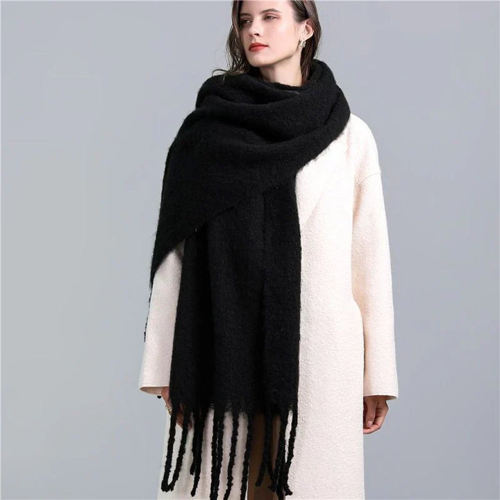 Trendy Checked Women's Scarf - Elira-Black-Nora Luxe