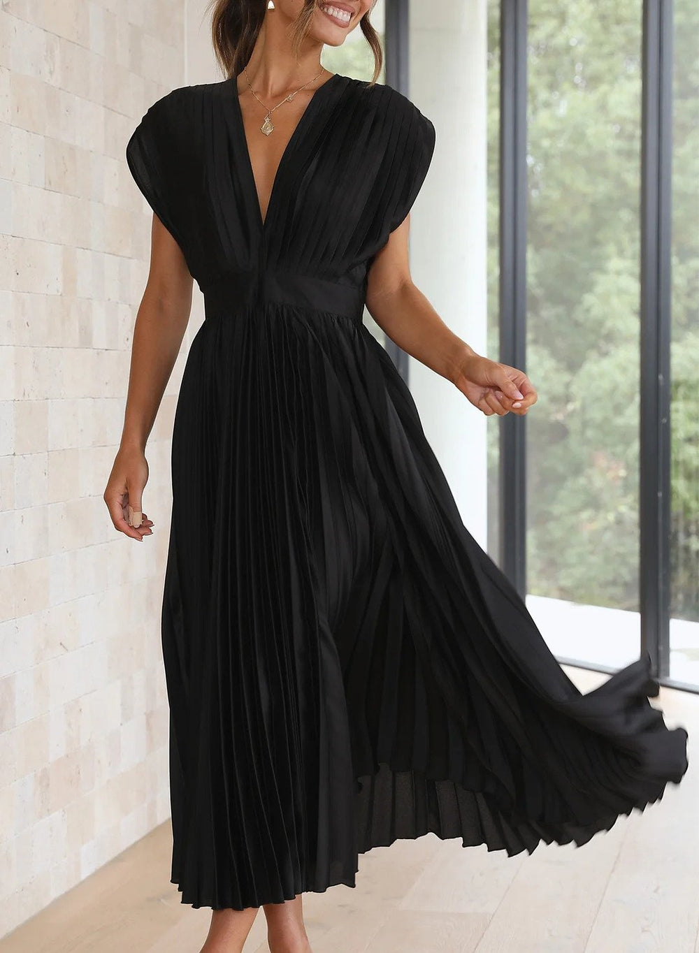 Trendy Maxi Dress - Elara-Black-XS-Nora Luxe