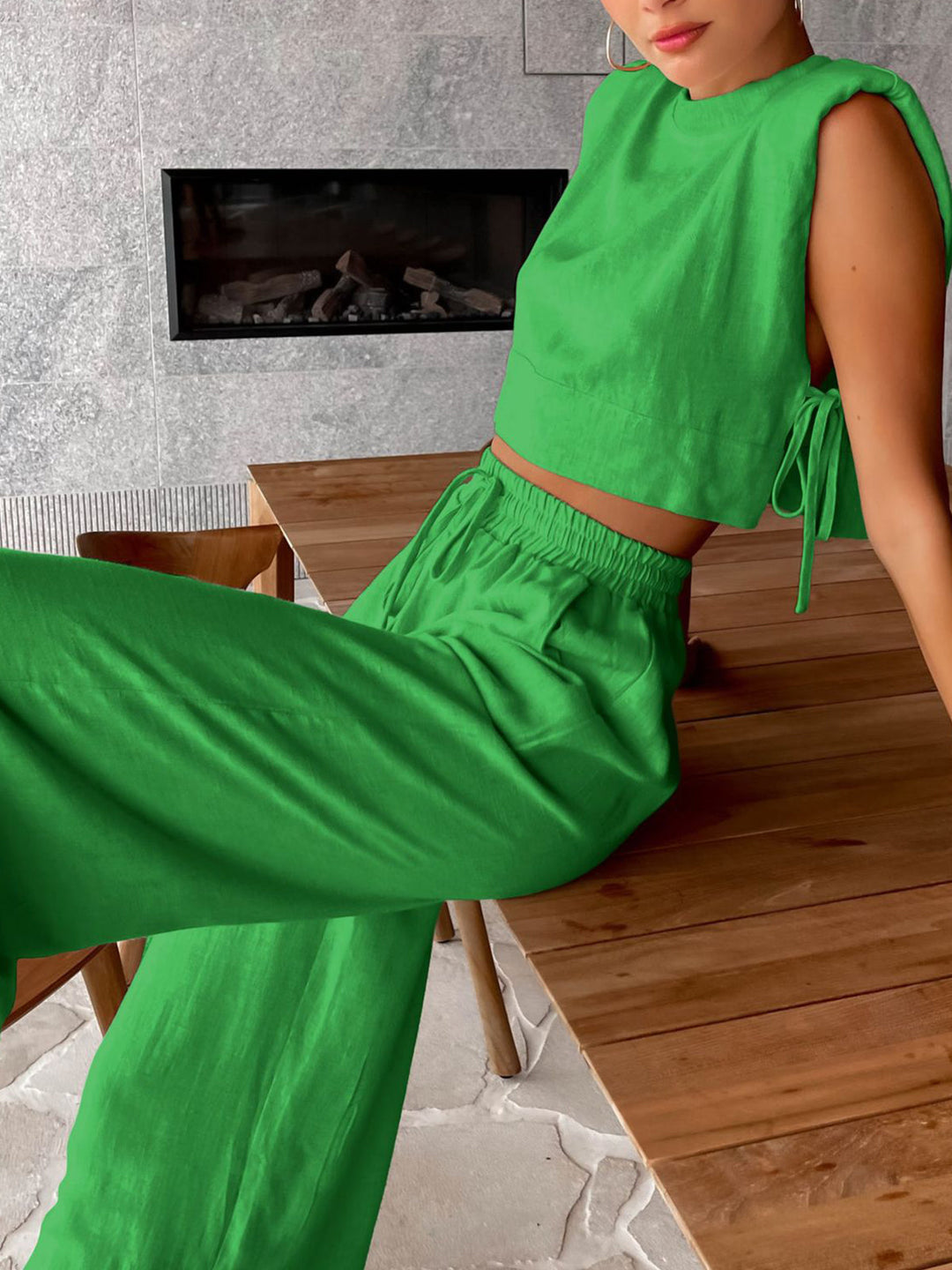 Two-piece summer set with crop top and trousers – Valeria-Green-S-Nora Luxe