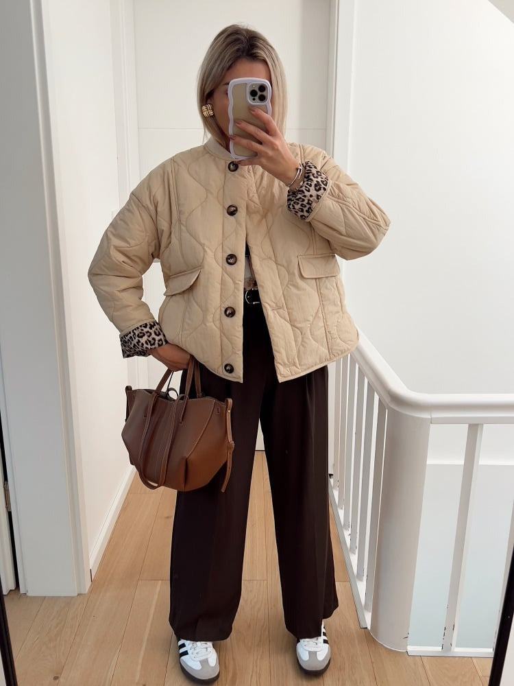 Elegant ladies' jacket with leopard lining – Narela