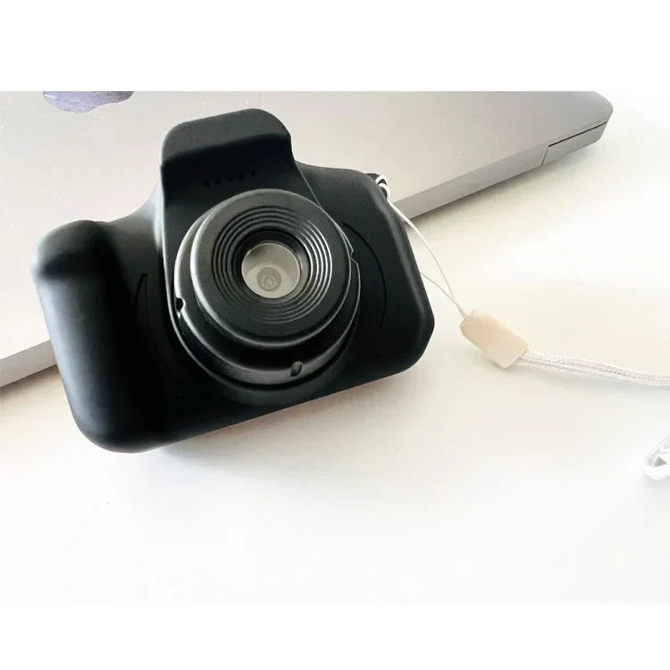 Vintage Camera for Unique Memories - RetroPix-Black-2000-Nora Luxe