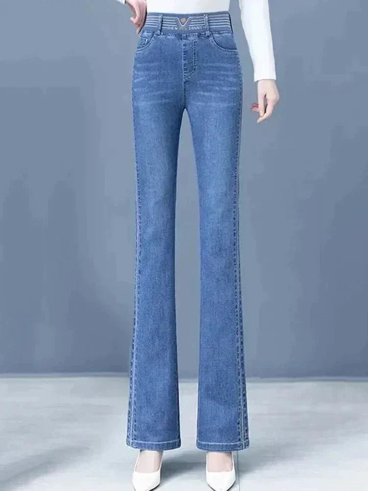 Trendy Flared Women's Jeans – Alessa