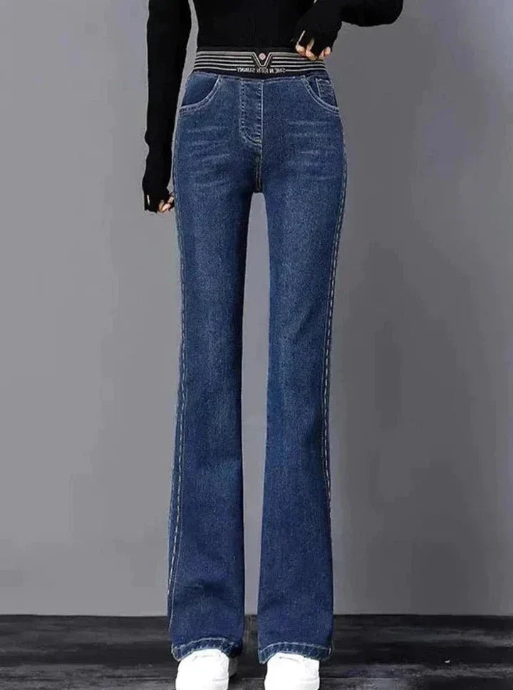 Trendy Flared Women's Jeans – Alessa