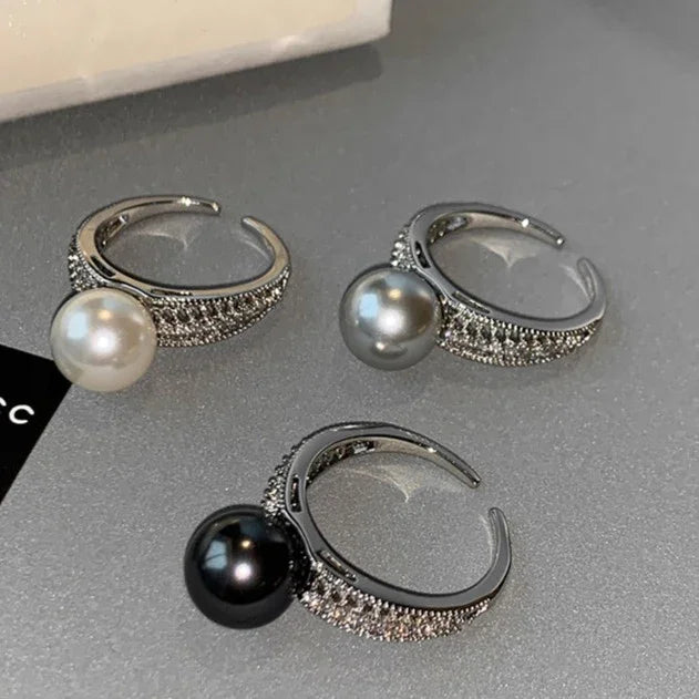 Vintage Openwork Pearl Ring - Elara-Black-Nora Luxe