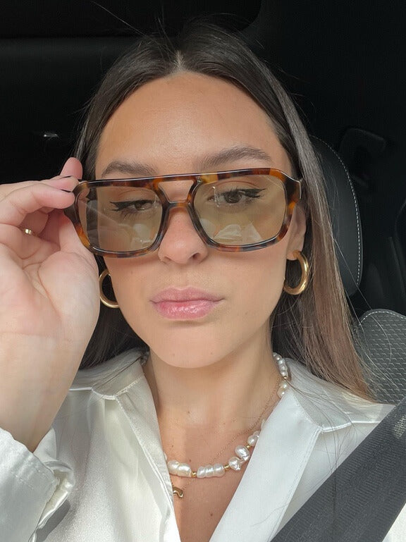 Vintage sunglasses with UV protection and retro charm – Loreen-Black/Orange-Nora Luxe