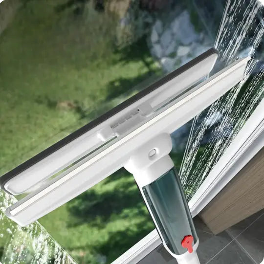 Telescopic window cleaner with double function – ClearSweep